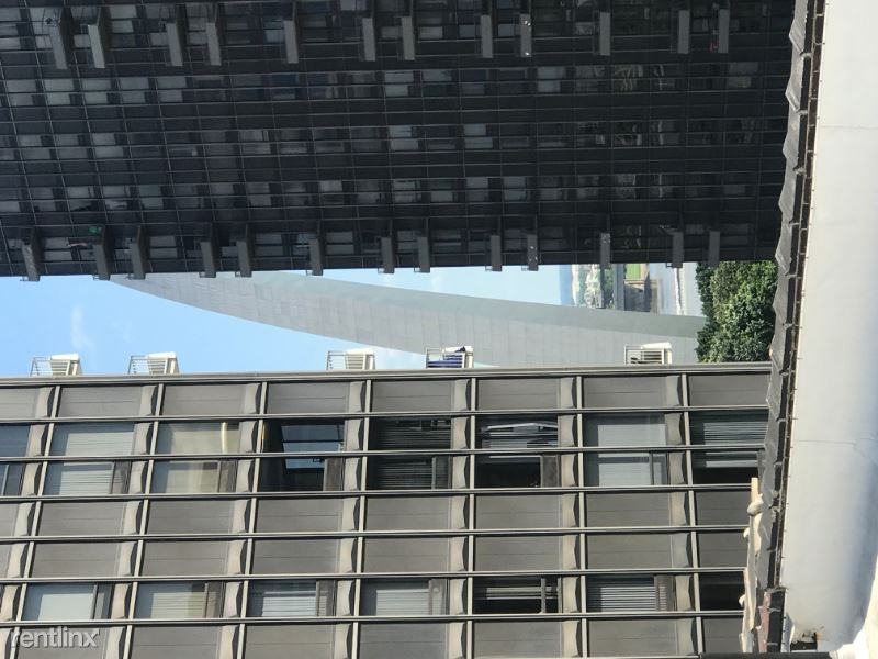 400 Washington Avenue - Photo 2 of 10