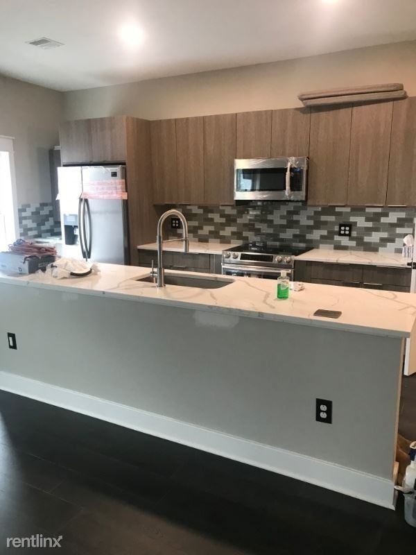 2 East Main St 2 - Photo 3 of 7