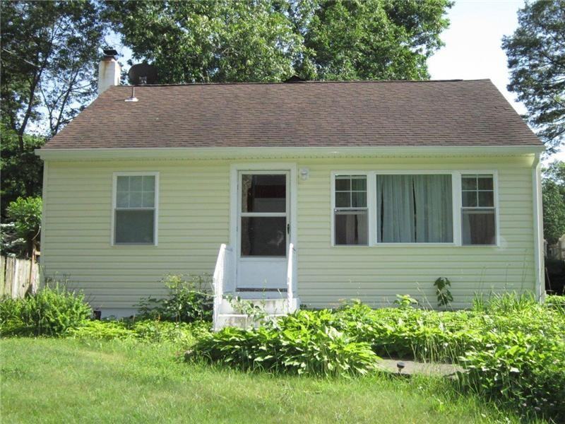 56 Laurie Rd - Photo 3 of 20