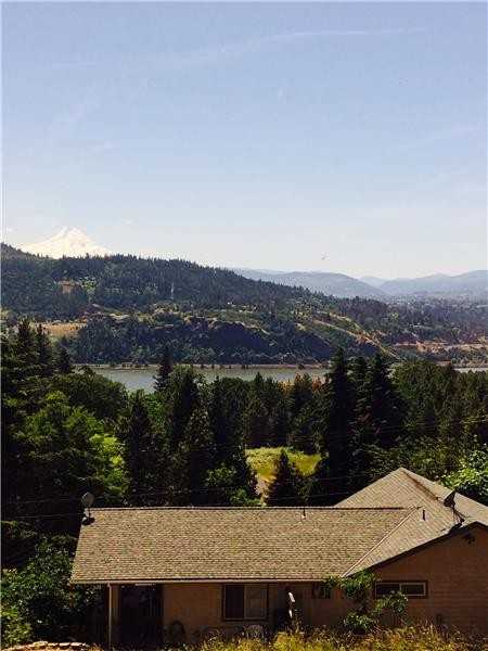 61 NE Park Ave - Photo 3 of 9