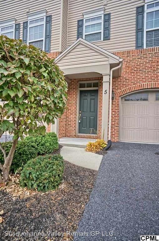 5 Crossgate Cir - Photo 2 of 20