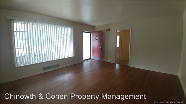 5222 S Marion Ave - Photo 2 of 12