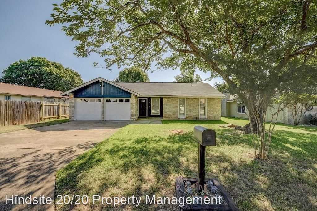 1701 Wagon Gap Drive - Photo 2 of 21