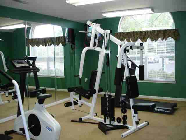 Autumn Wind Apartments - Photo 2 of 6