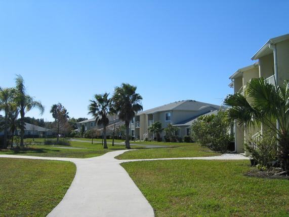 River Park Place Apartments - Photo 3 of 6