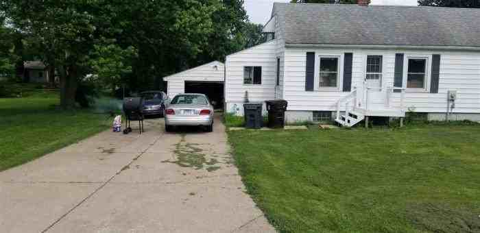 307 Mcginley Street - Photo 2 of 10