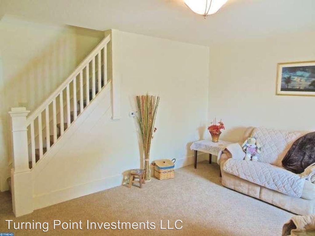 1007 N. 8th St. - Photo 3 of 7