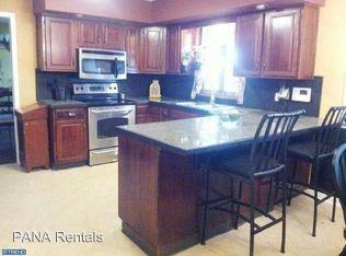 204 Genesis - Photo 2 of 15