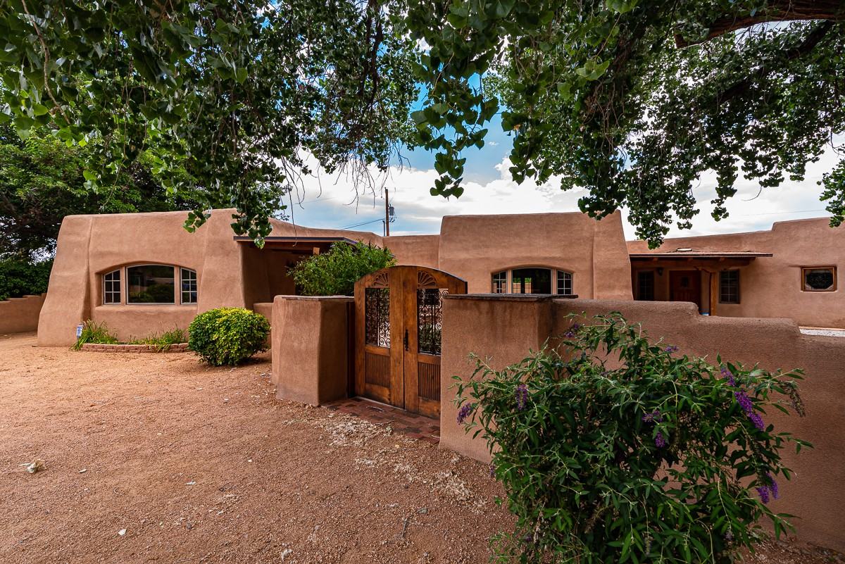 1022 Acequia Trl Nw - Photo 2 of 41