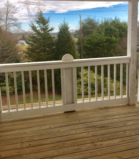 33 Hamiltons Harbor Drive - Photo 3 of 12