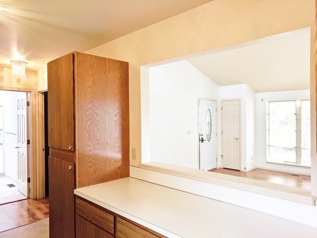 1115 Sw Walking Wood - Photo 6 of 18