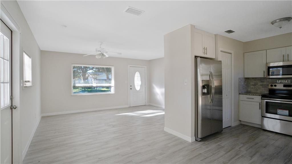 7201 N 10th St - Photo 6 of 21