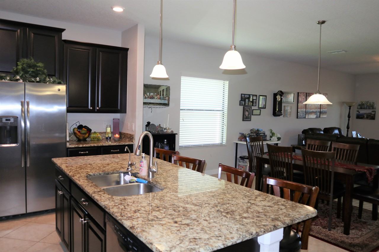 12311 Ballentrae Forest Dr - Photo 5 of 22