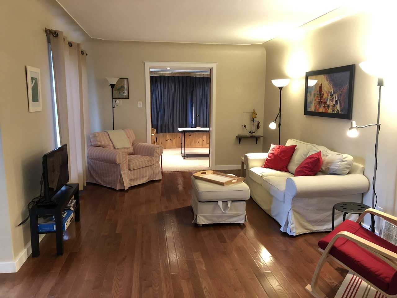 632 W 22nd St - Photo 3 of 14