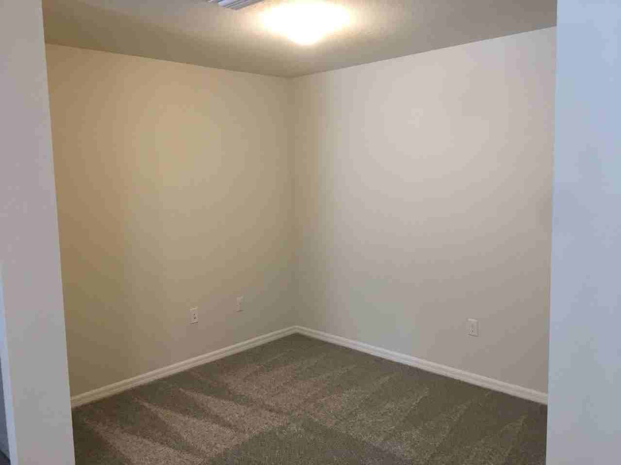 30303 Larimar Ln - Photo 4 of 19