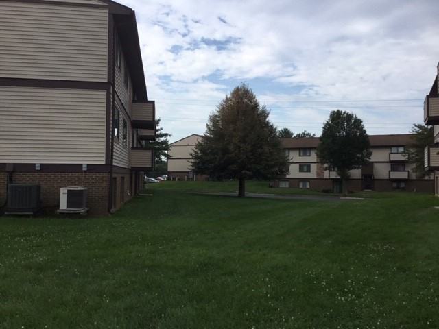 820 Heather Ridge Dr #G - Photo 3 of 4