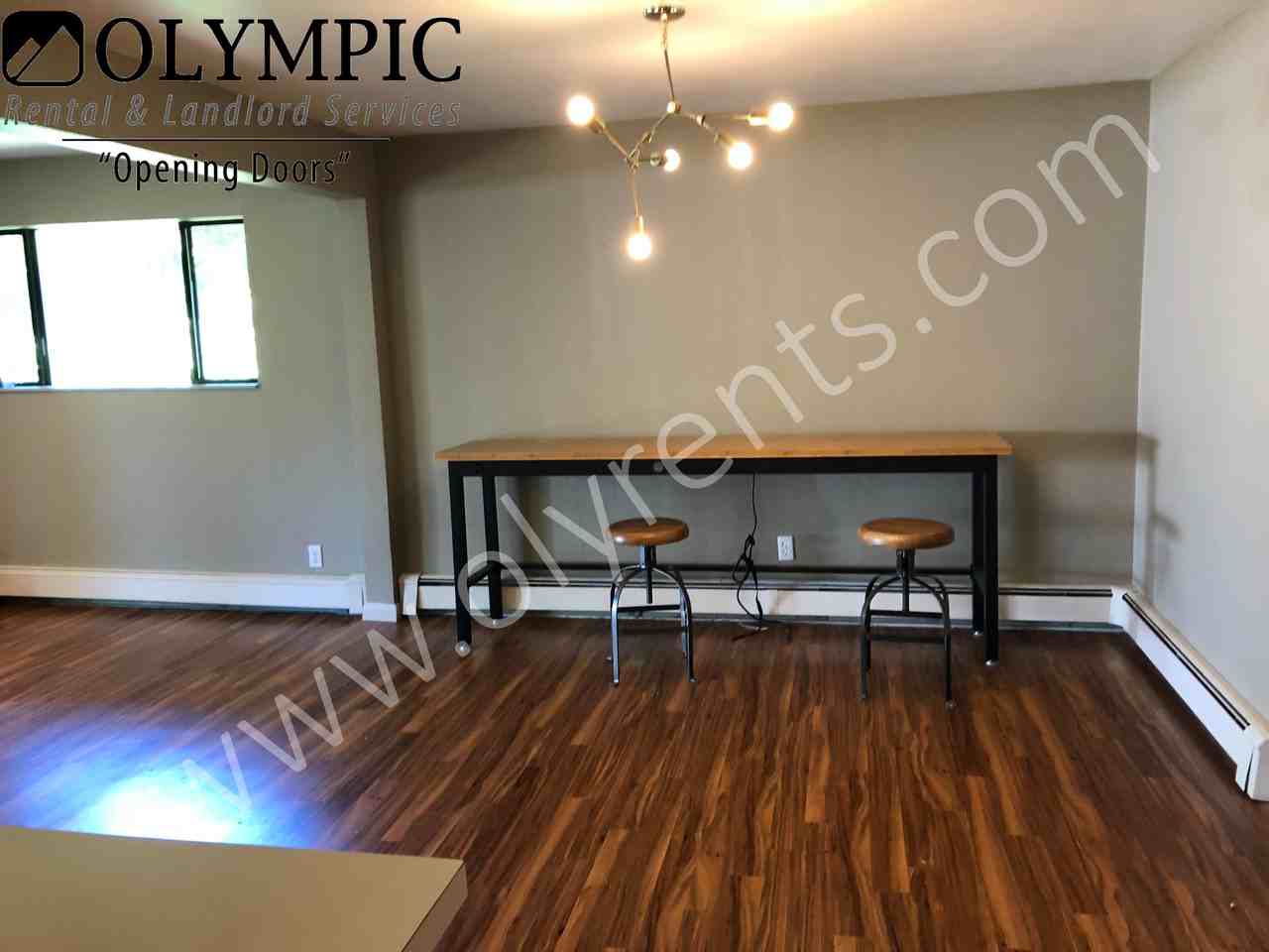 1414 Hummingbird Ln Nw - Photo 3 of 12