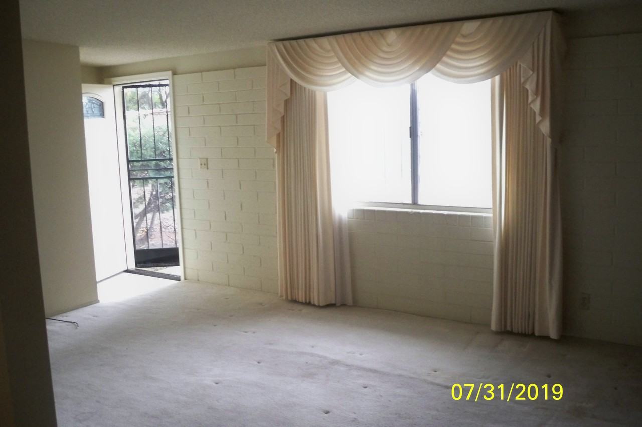 3900 S Evergreen Ave - Photo 3 of 8