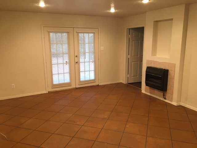 781 Jason Dr - Photo 3 of 7