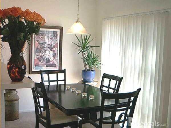 272 Quari St - Photo 3 of 7