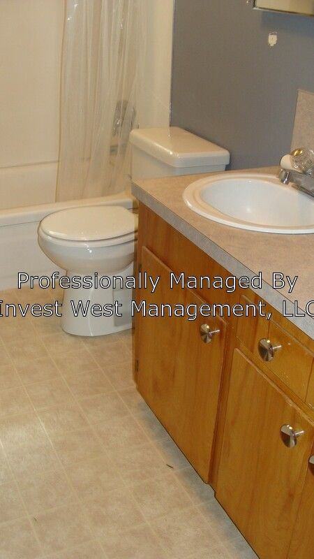 8901 Ne 36 Street - Photo 2 of 13