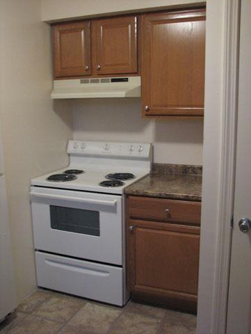 Atlantic Townhouse Apartments - Photo 3 of 7