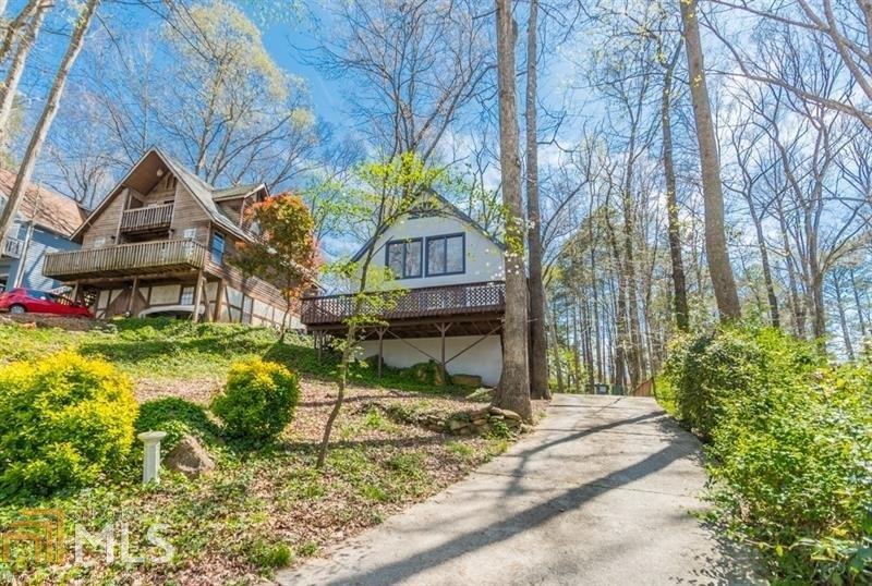 8439 Lake Dr - Photo 2 of 36