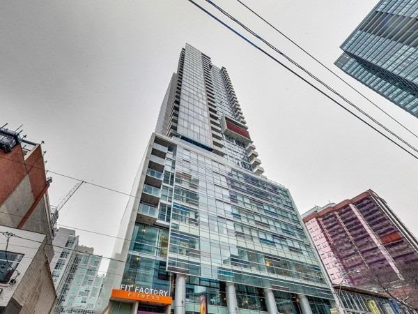 375 King Street West #1905