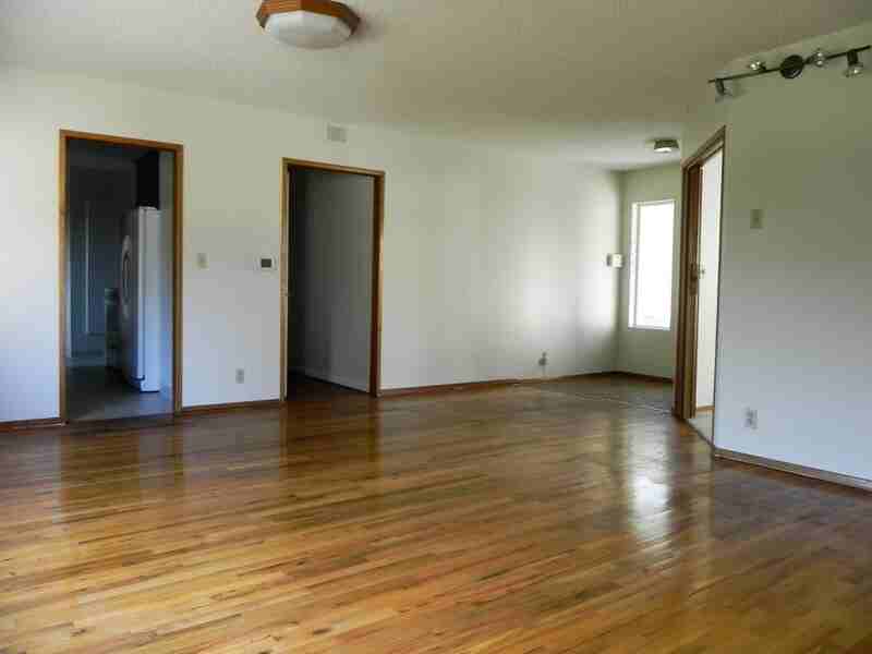 6415 S 153rd St - Photo 3 of 19