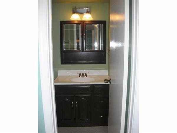 118 Lake Emerald Dr - Photo 3 of 17