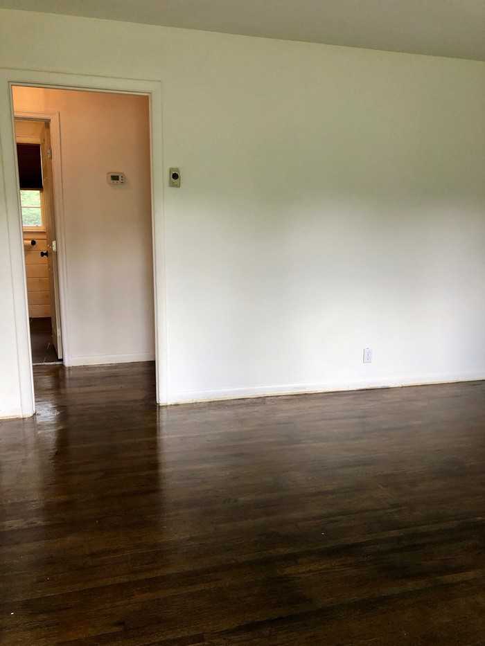 533 Northcrest Drive - Photo 2 of 21