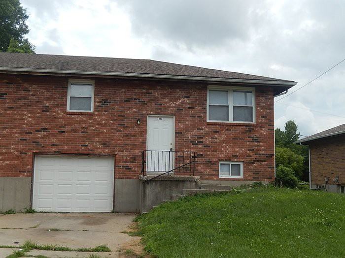 7313 Hartford Avenue - Photo 2 of 13