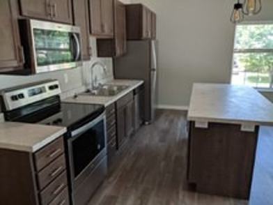 Comstock Commons Apartments For Rent 600 8th Street South