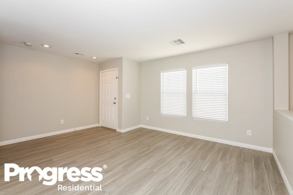 8640 Palomino Ranch St - Photo 3 of 21
