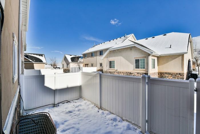 13533 S Venicia Way - Photo 3 of 30