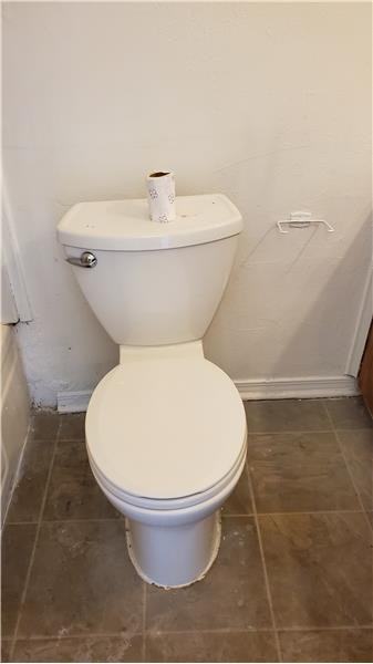 1400 Woodbine Apts - Photo 3 of 11