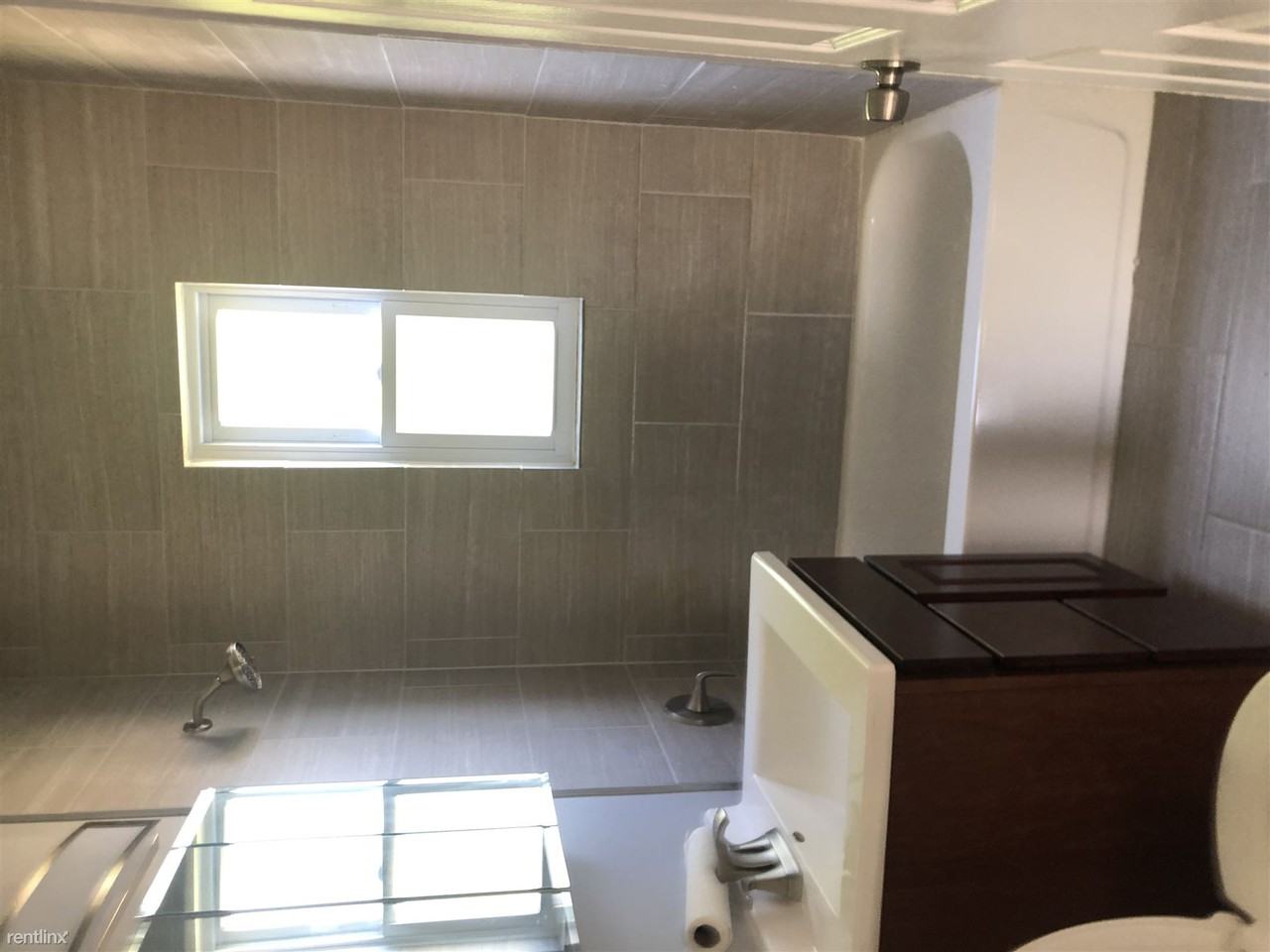802 S 14th Ave - Photo 3 of 14