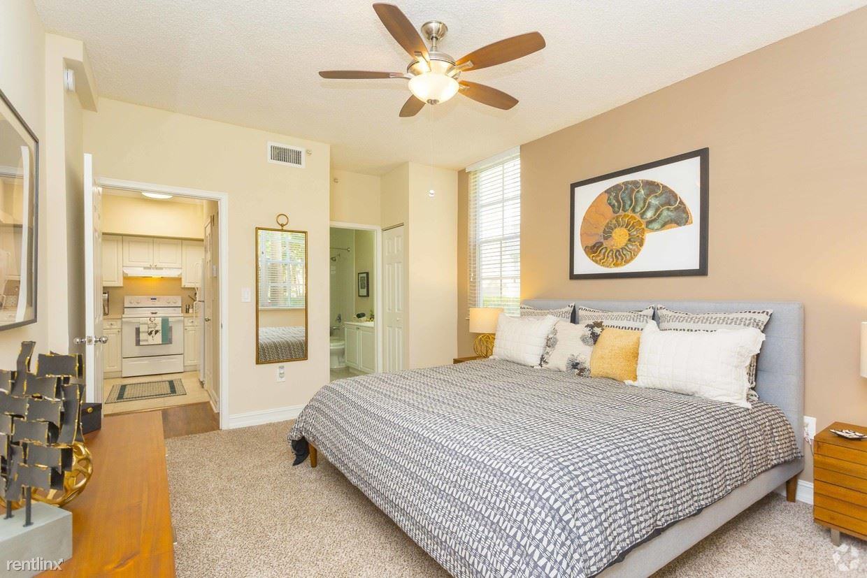 6917 Main St - Photo 2 of 5