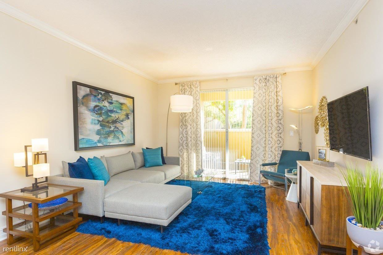 6917 Main St - Photo 3 of 5