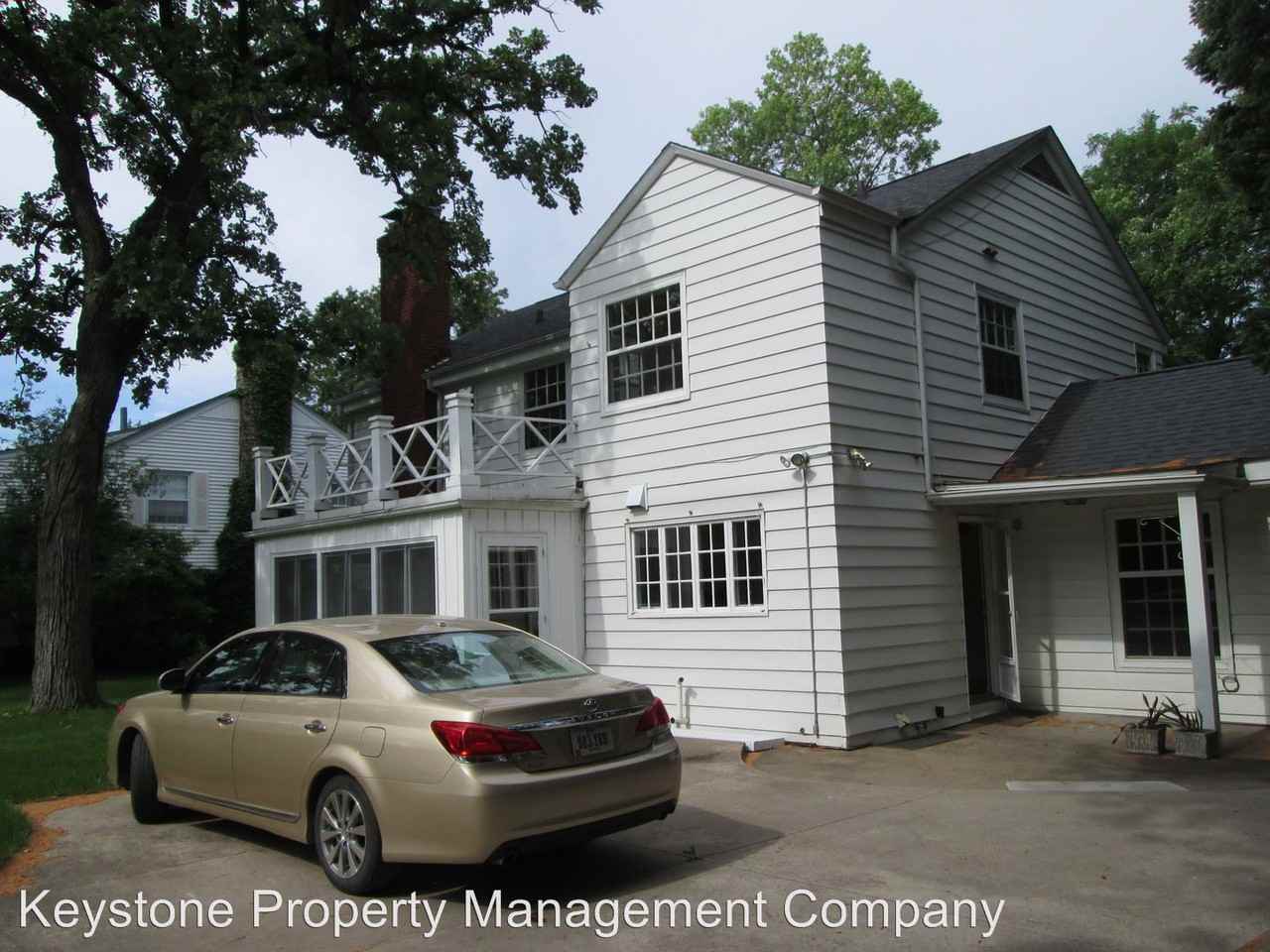 340 Hutchinson Avenue - Photo 2 of 21