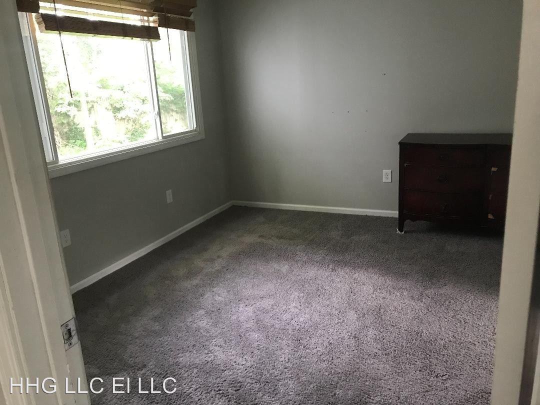 186 Paxton Rd - Photo 3 of 9