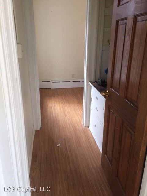 84 Mariner St. 1-8 - Photo 3 of 14