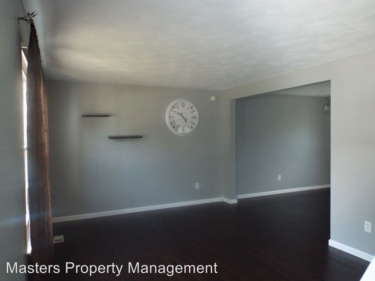 120 Birchcrest Dr. - Photo 3 of 17