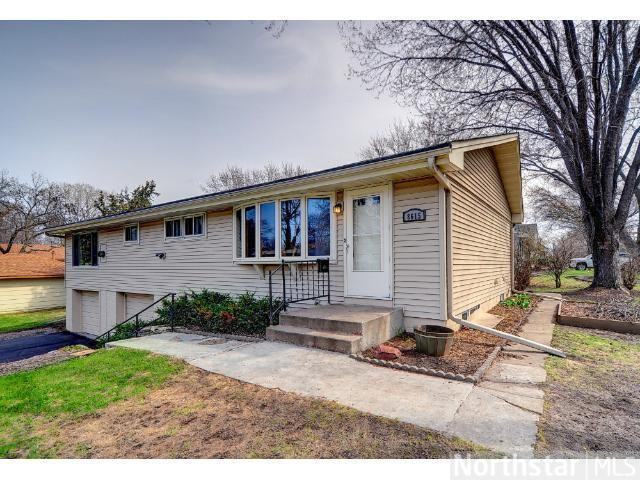 8615 32nd Ave N - Photo 2 of 14