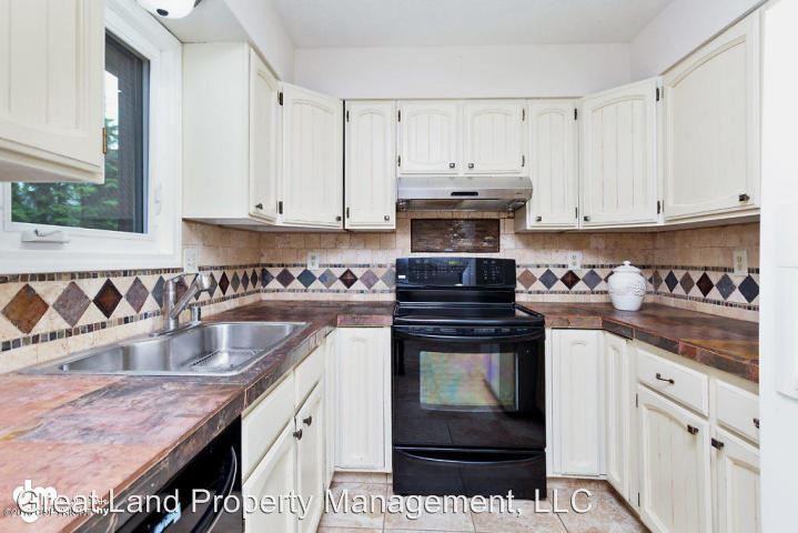 8520 Mentra Circle - Photo 2 of 30