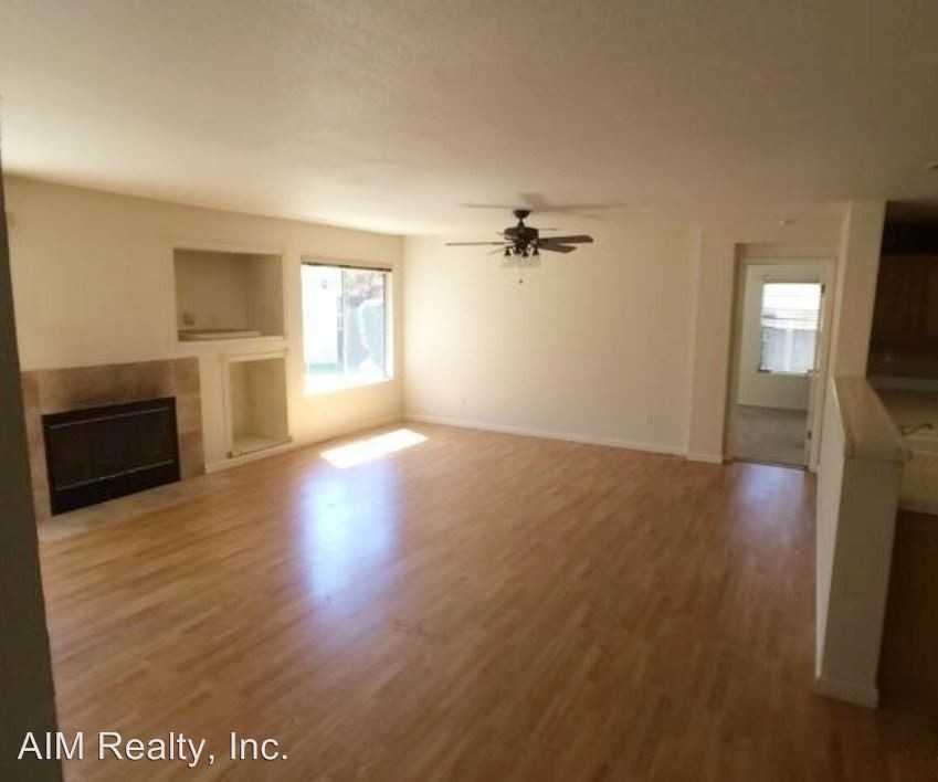 710 Agostini Cir - Photo 2 of 11