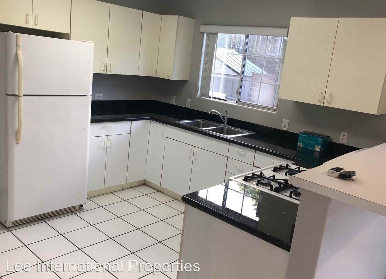 2021 Pauoa Road - Photo 2 of 8