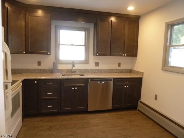 72 Kennedy Rd - Photo 3 of 20