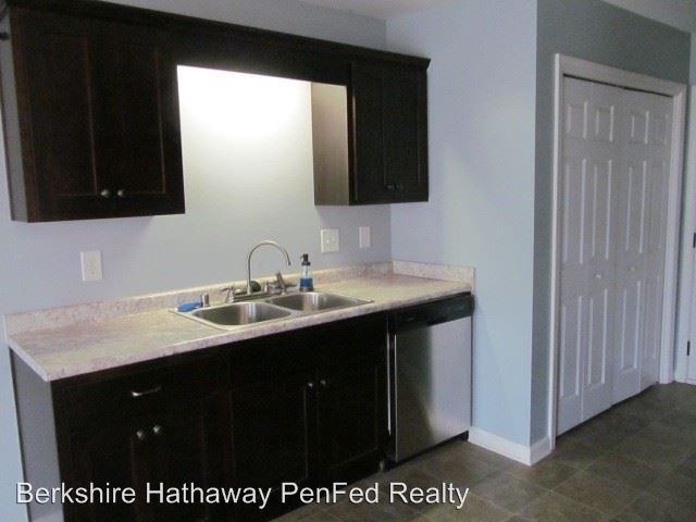 935 Hugh Hunter Rd - Photo 2 of 14