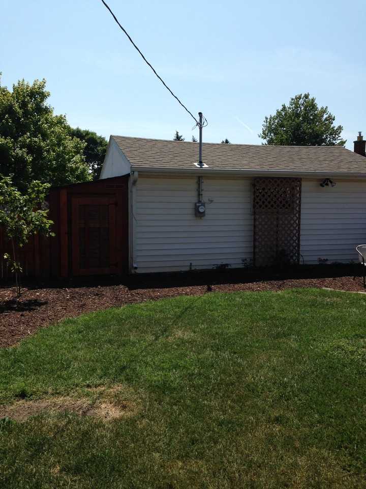 4428 S 67th St - Photo 2 of 13